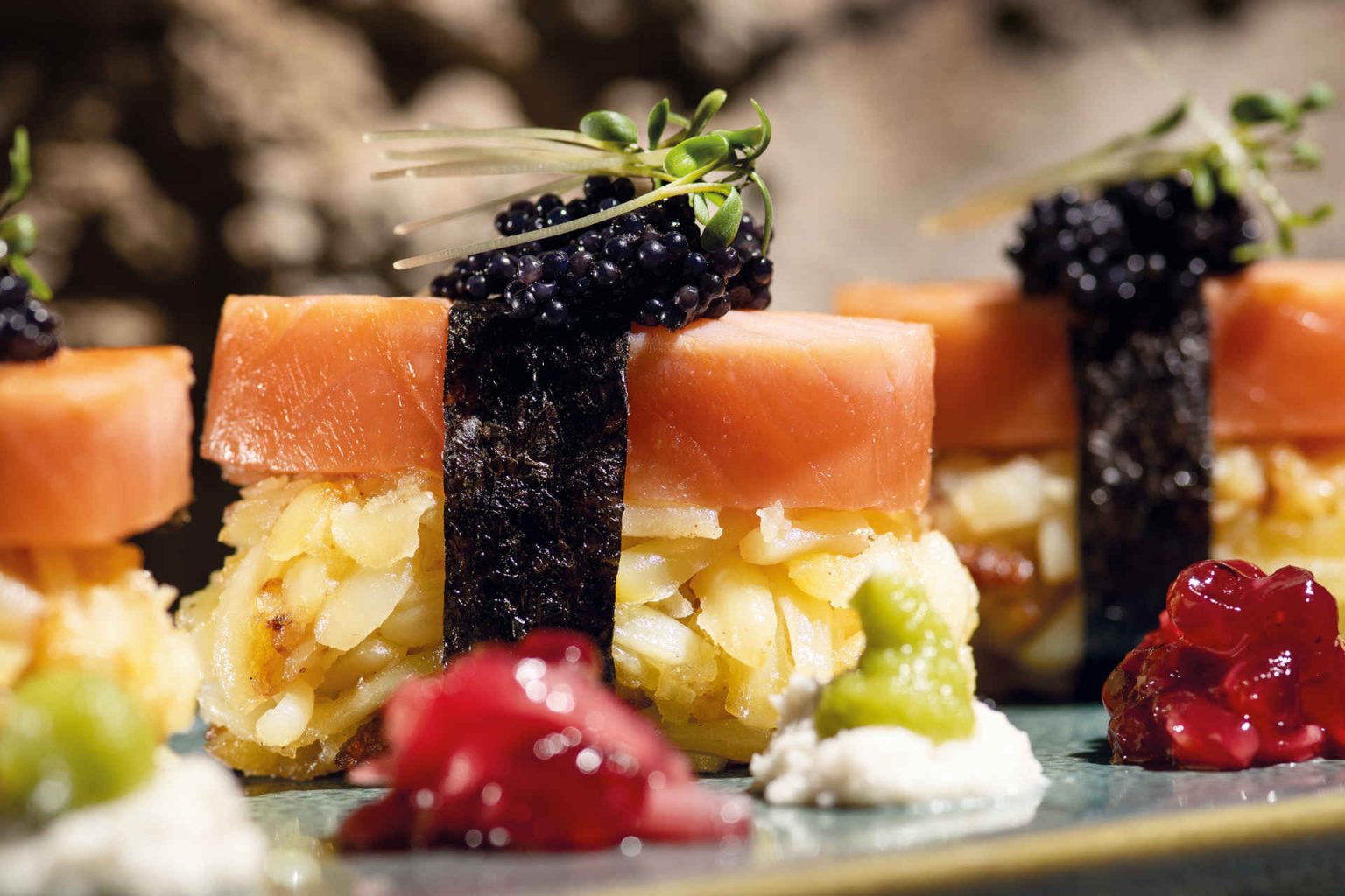 Alpine sushi with finely grated rösti potatoes from 11er, photo provided