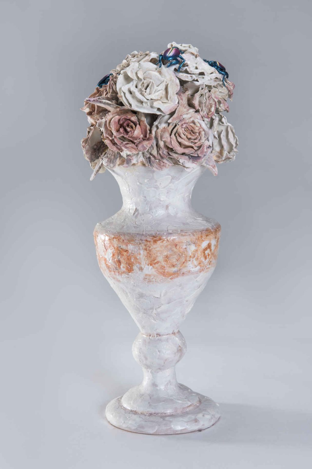 Vase object, inspired by Morandi and Van Gogh © Courtesy of the artists