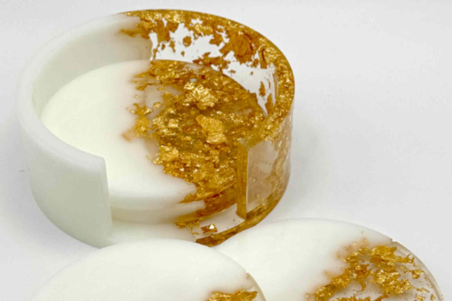Unique golden piece by Wyle Design, photo provided