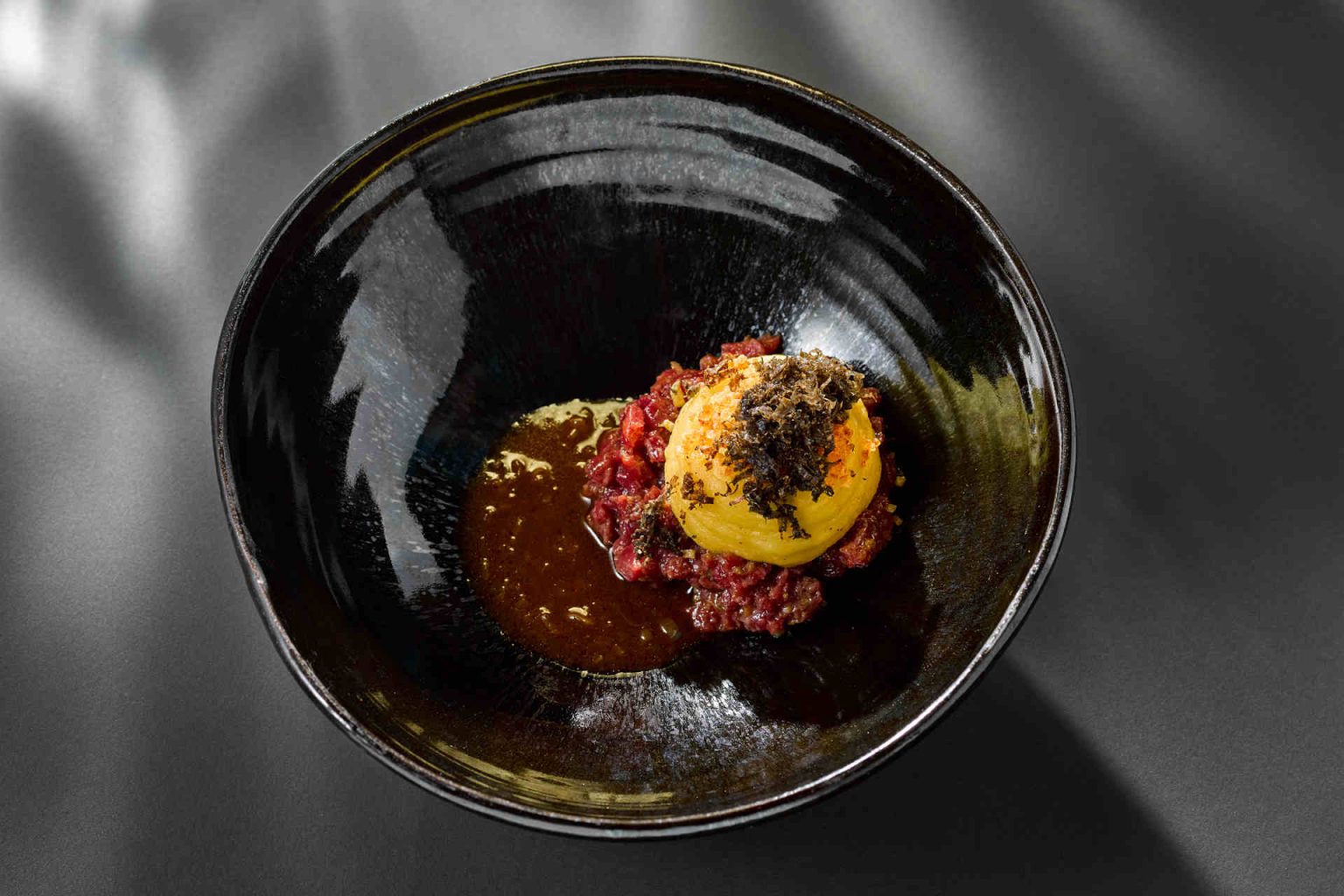 Beef tartare and Périgord truffles, photo provided