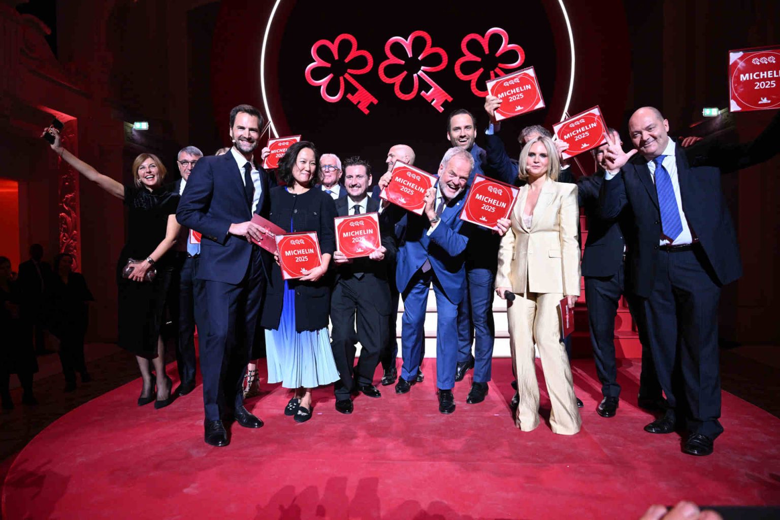 Awarding of the MICHELIN Keys © Guide MICHELIN