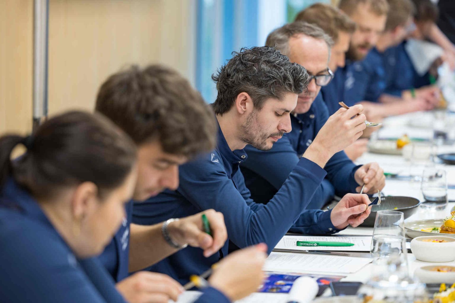 The jury during the tasting, Harald Irka © www.wildbild.at