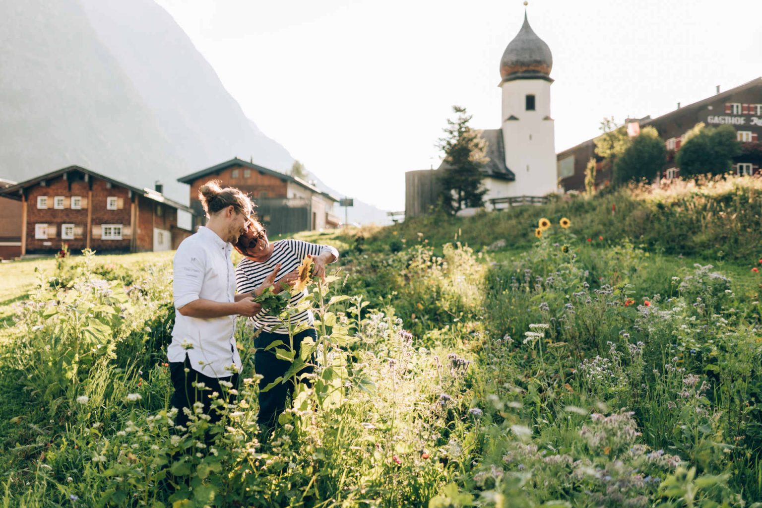 Hillo Rieder and Jamie Unshelm from the Rote Wand Culinary Lab © Dominic Kummer by Lech Zürs Tourismus