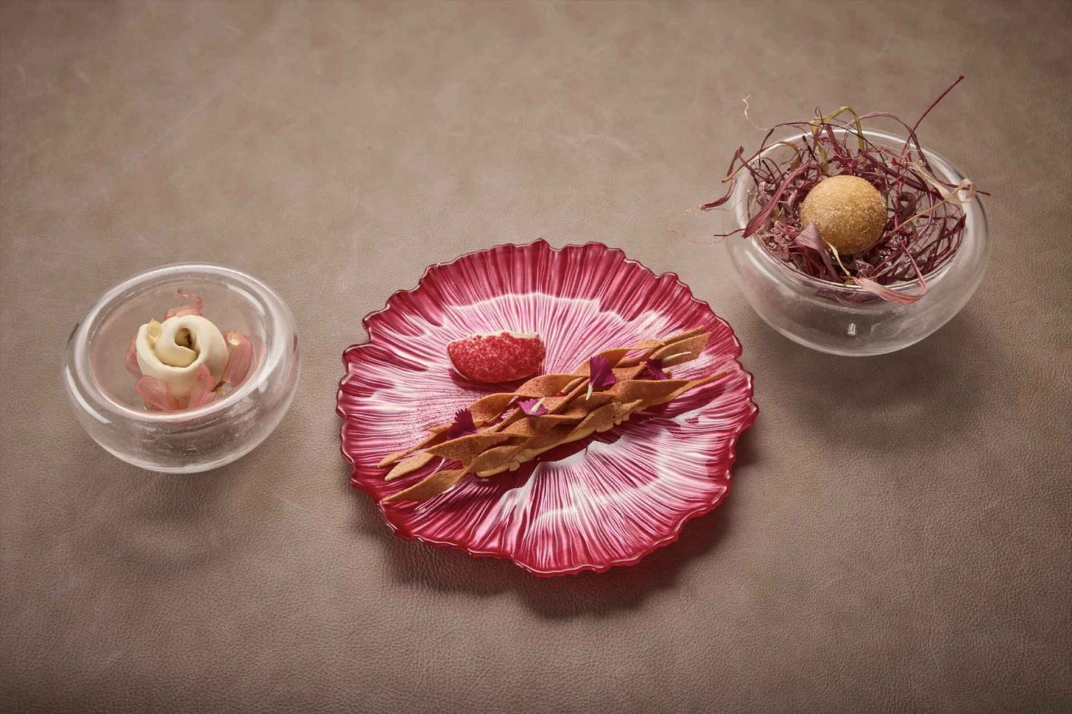 Rhubarb – Meadowsweet © Helge Kirchberger Photography